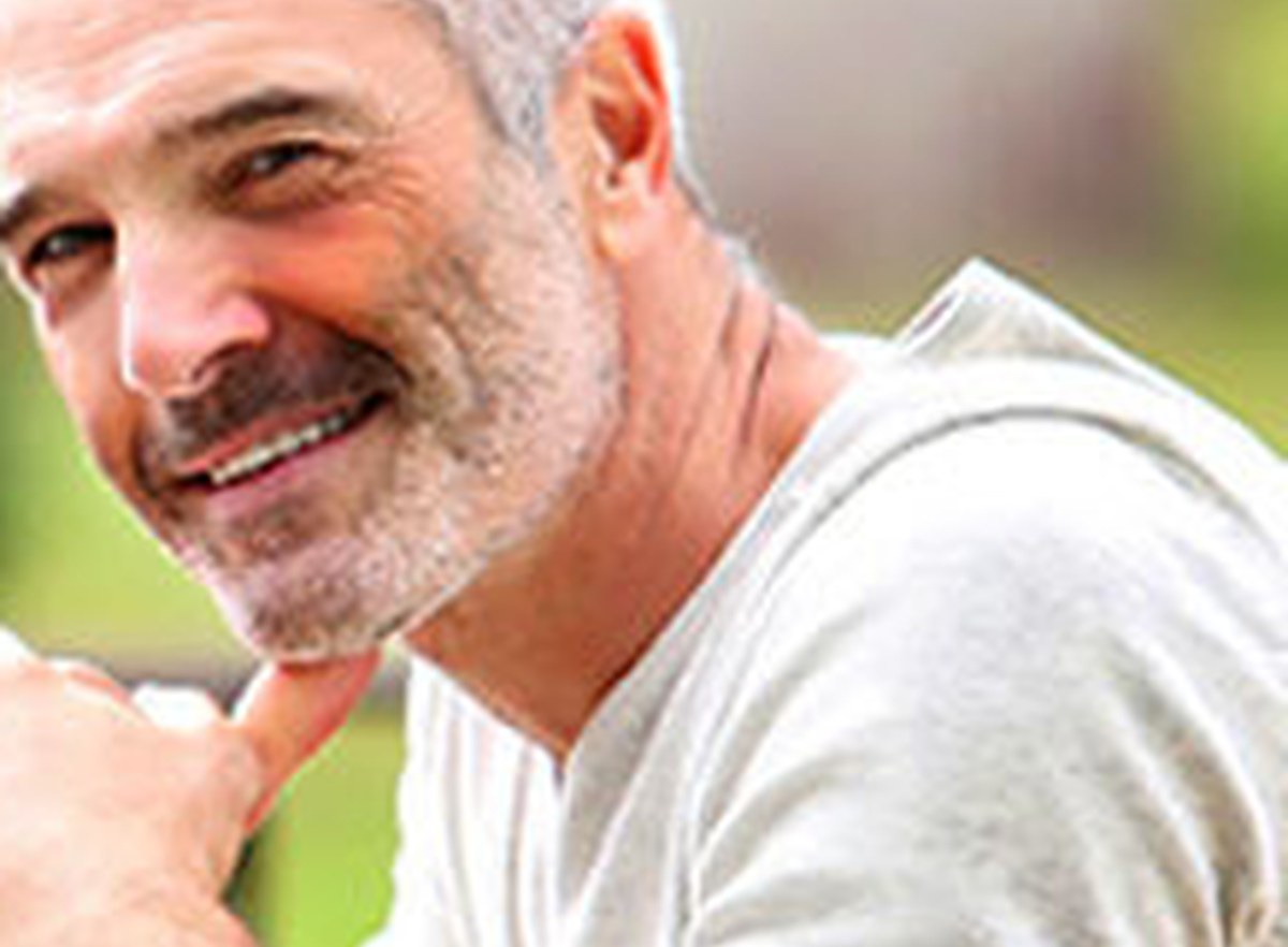 7 Common Hair Loss Myths Debunked: Genetics, Hats, Scalp Massage & Proven Regimens